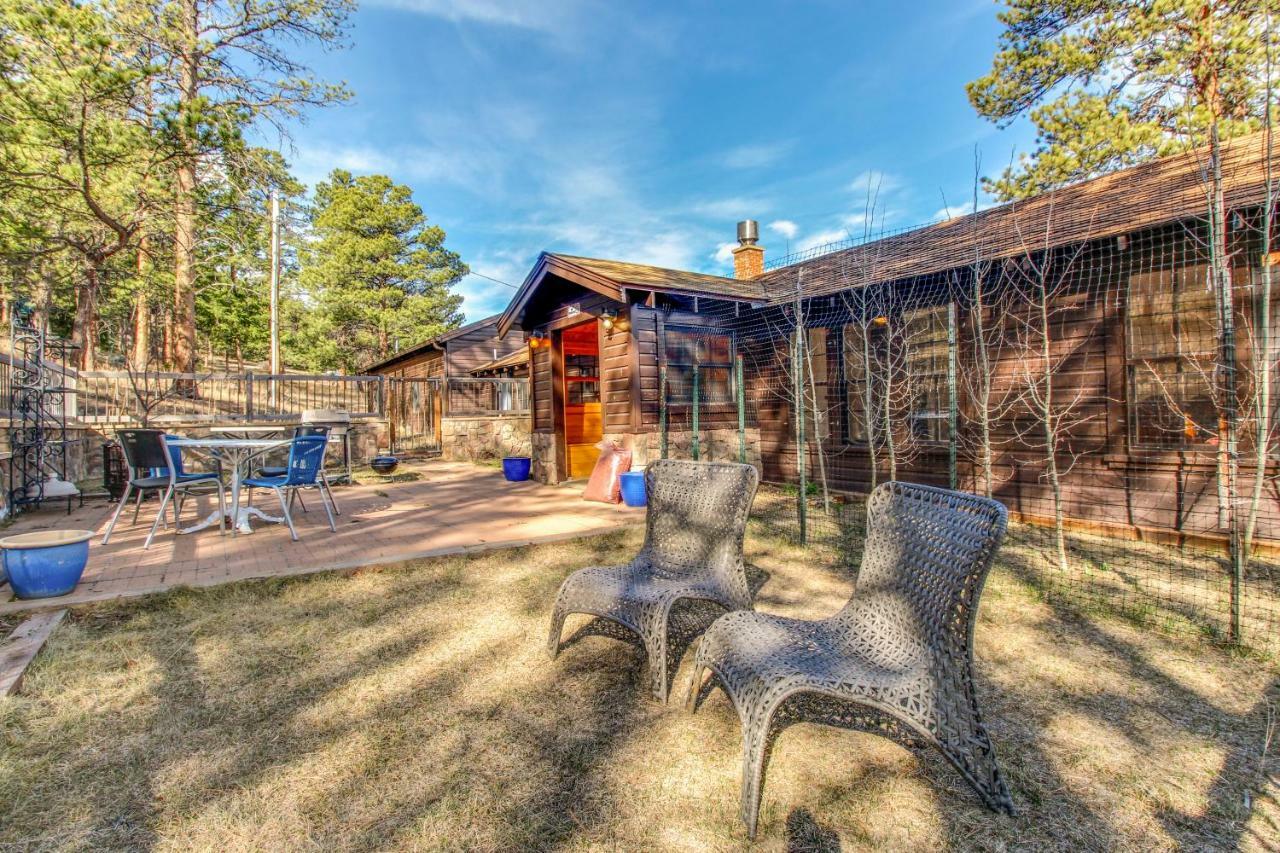 Вилла Historic Wilderness Retreat Эстес Парк Экстерьер фото